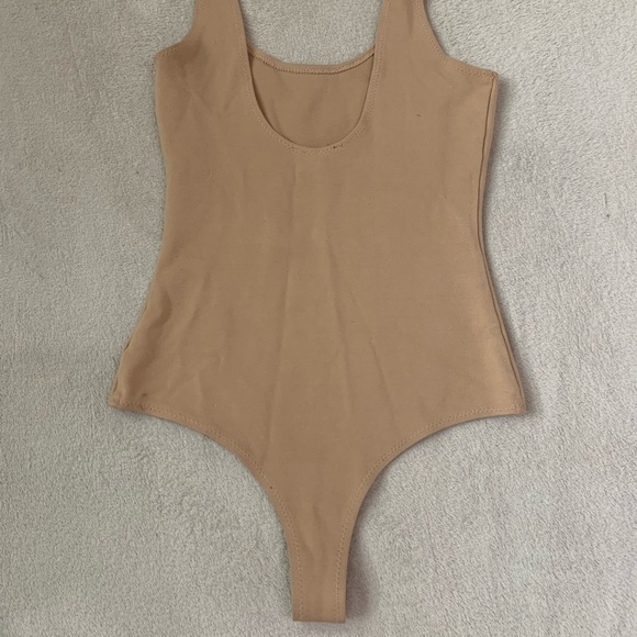 Tan body suit - Picture 3 of 3